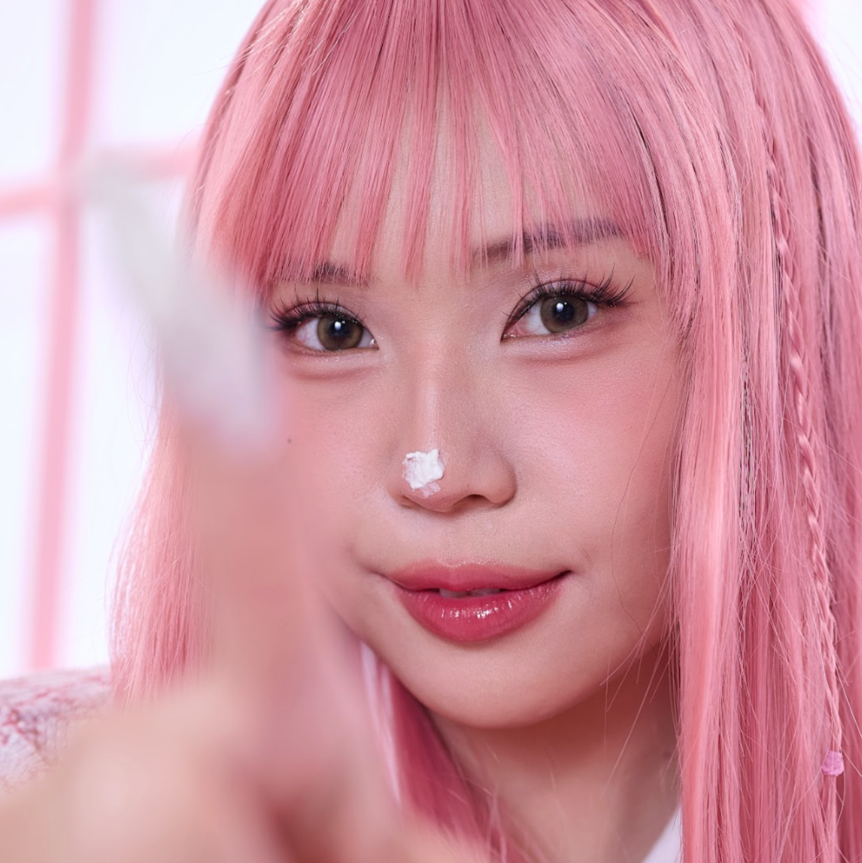 The Daring Delights: Bold Statement Lashes